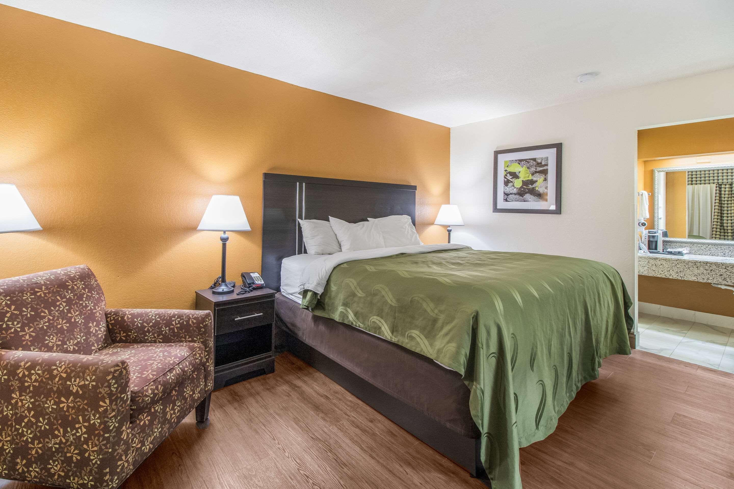 Quality Inn & Suites Corinth West Ngoại thất bức ảnh
