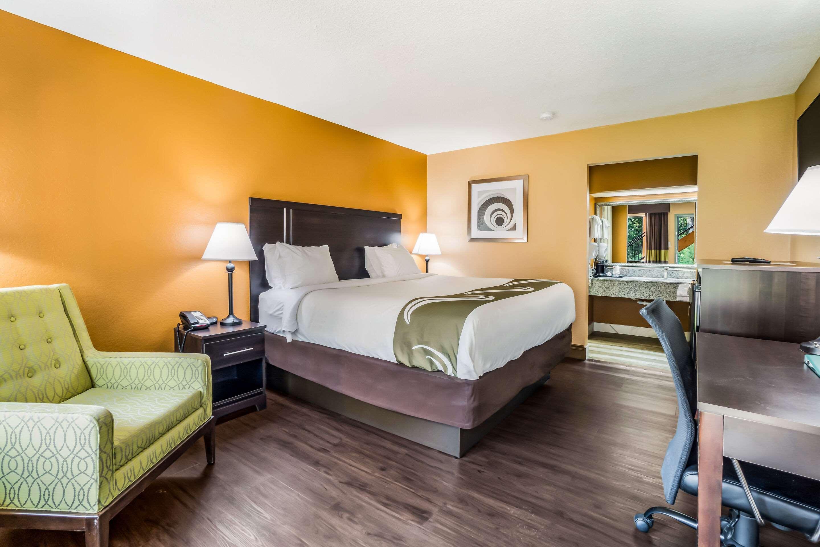 Quality Inn & Suites Corinth West Ngoại thất bức ảnh