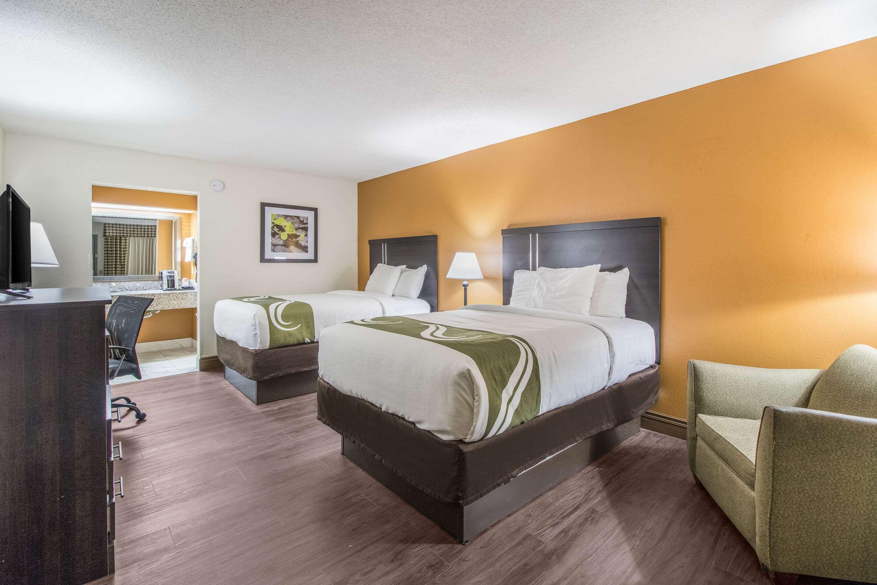 Quality Inn & Suites Corinth West Ngoại thất bức ảnh