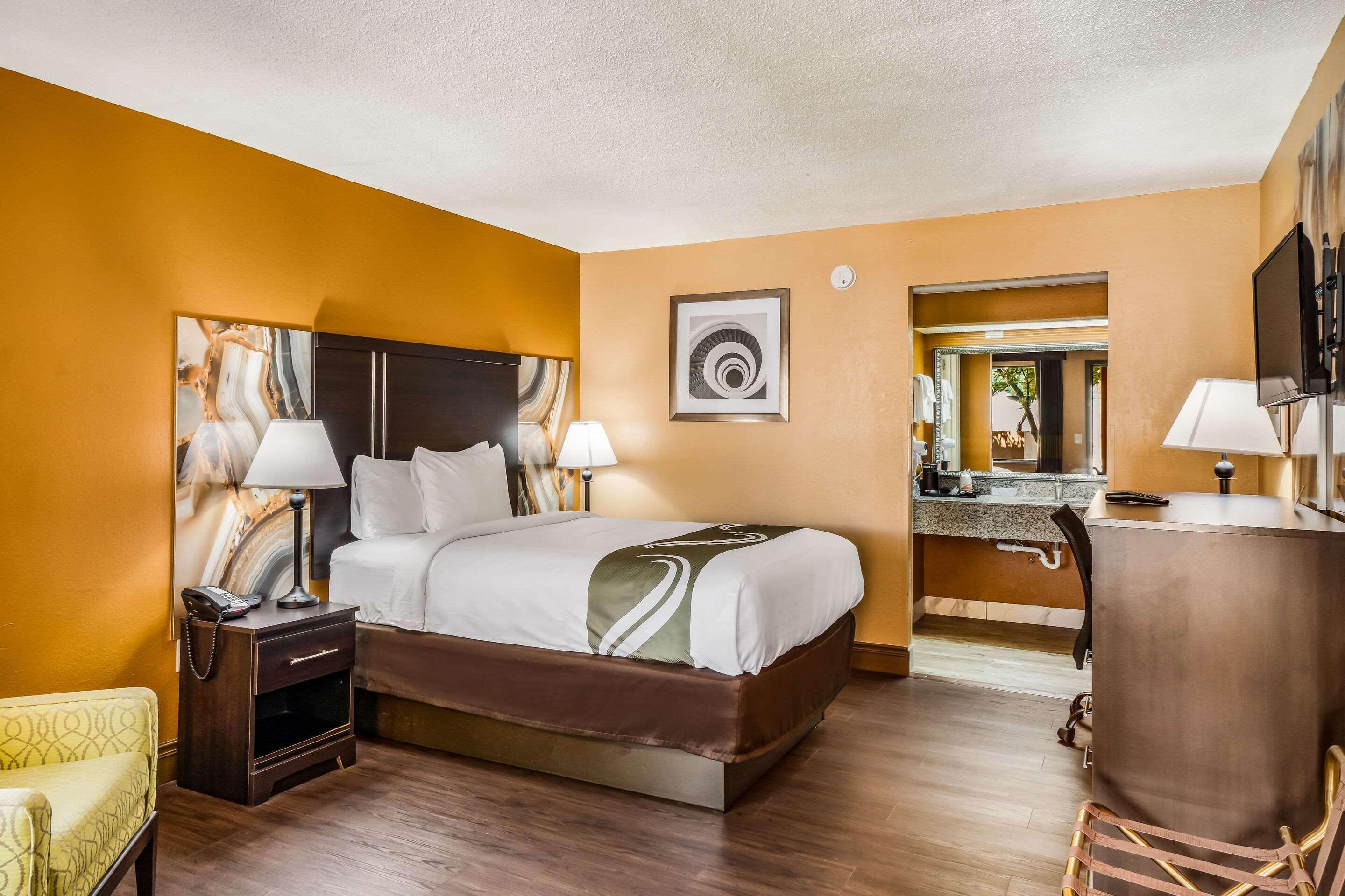 Quality Inn & Suites Corinth West Ngoại thất bức ảnh