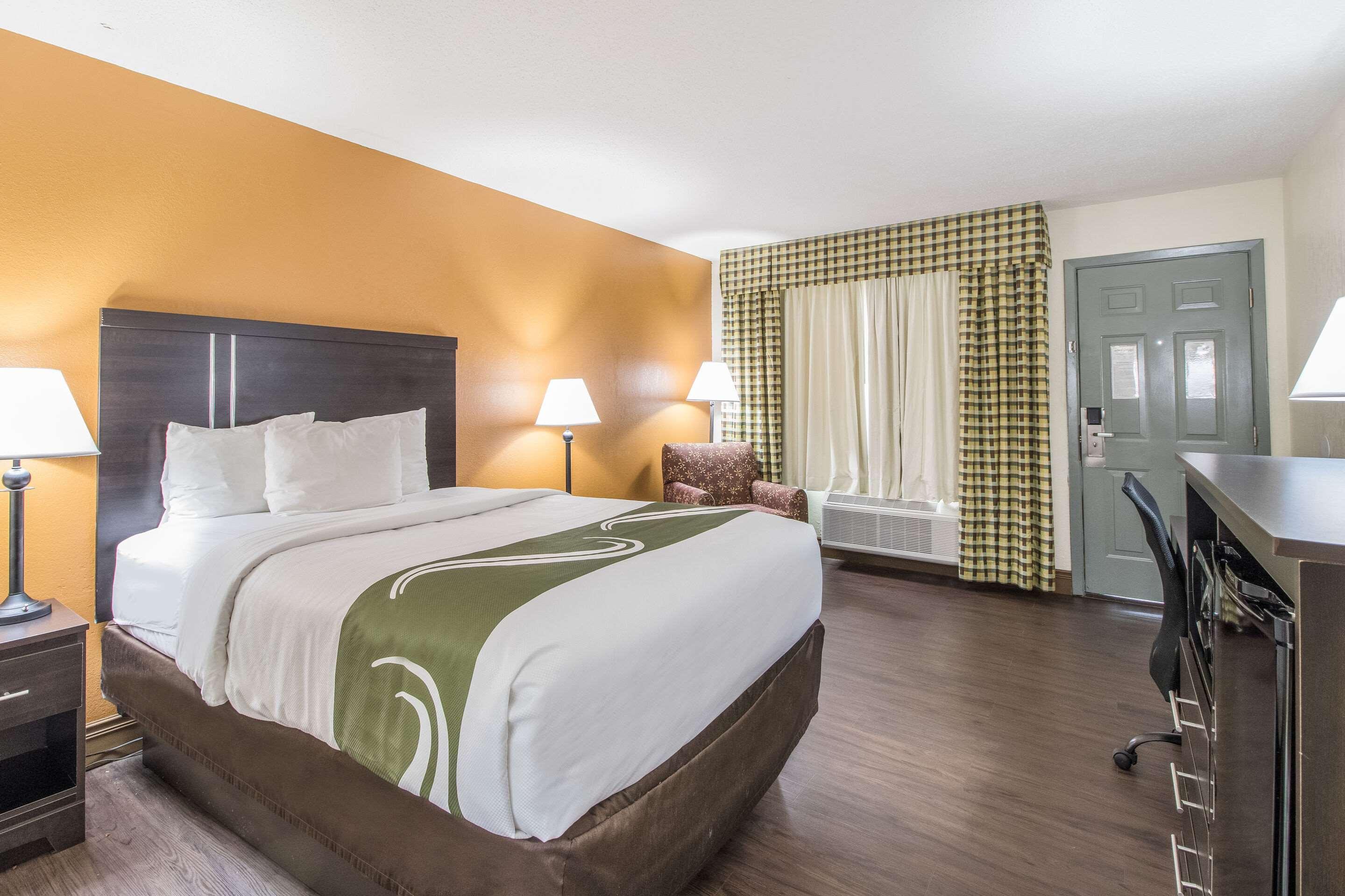 Quality Inn & Suites Corinth West Ngoại thất bức ảnh