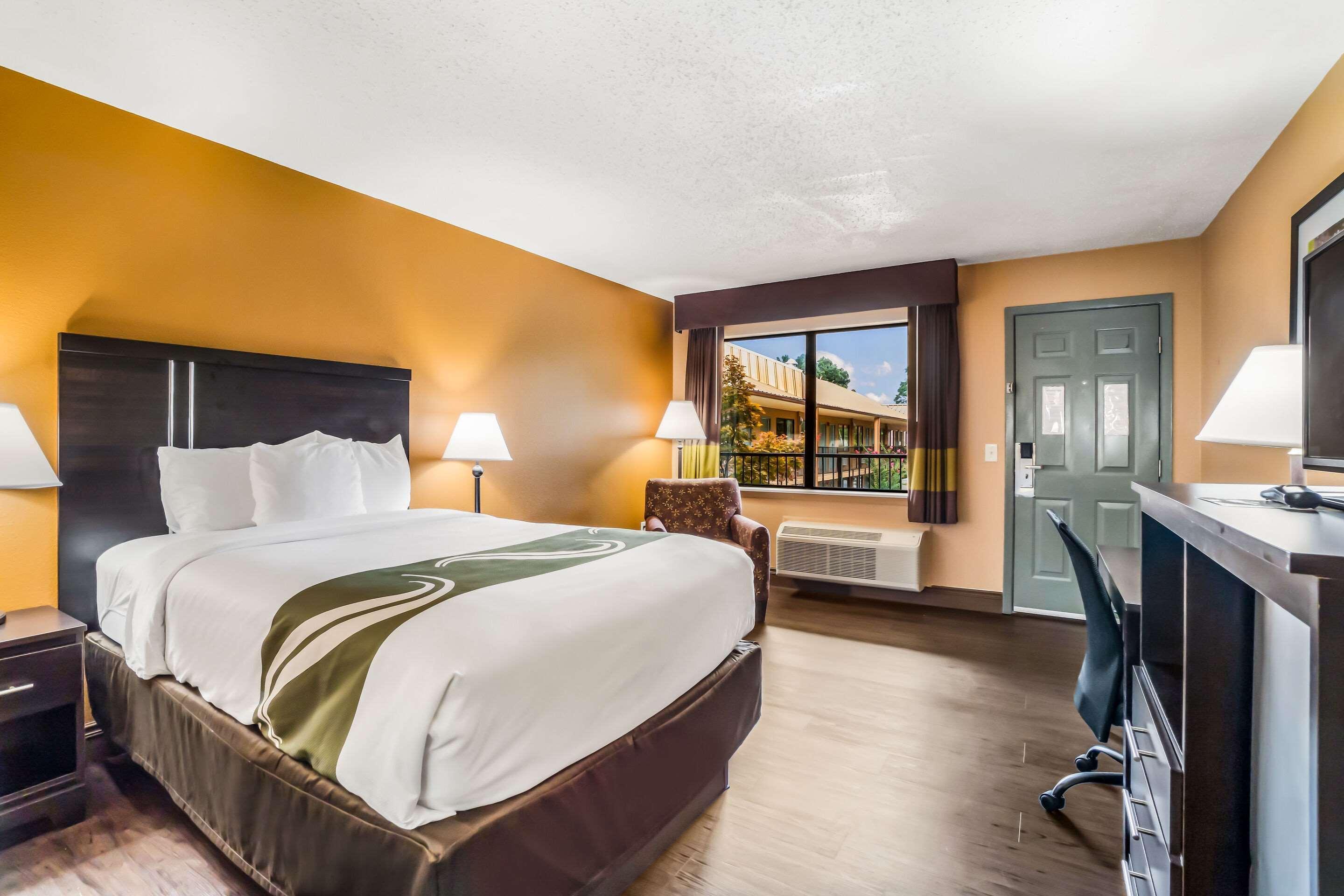 Quality Inn & Suites Corinth West Ngoại thất bức ảnh