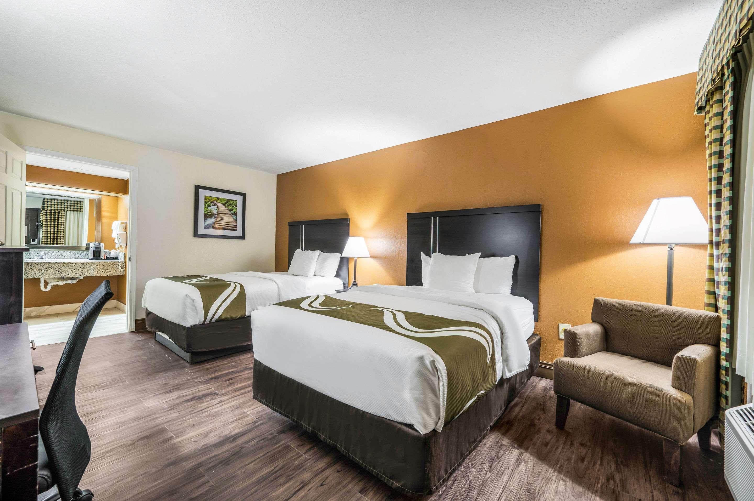 Quality Inn & Suites Corinth West Ngoại thất bức ảnh