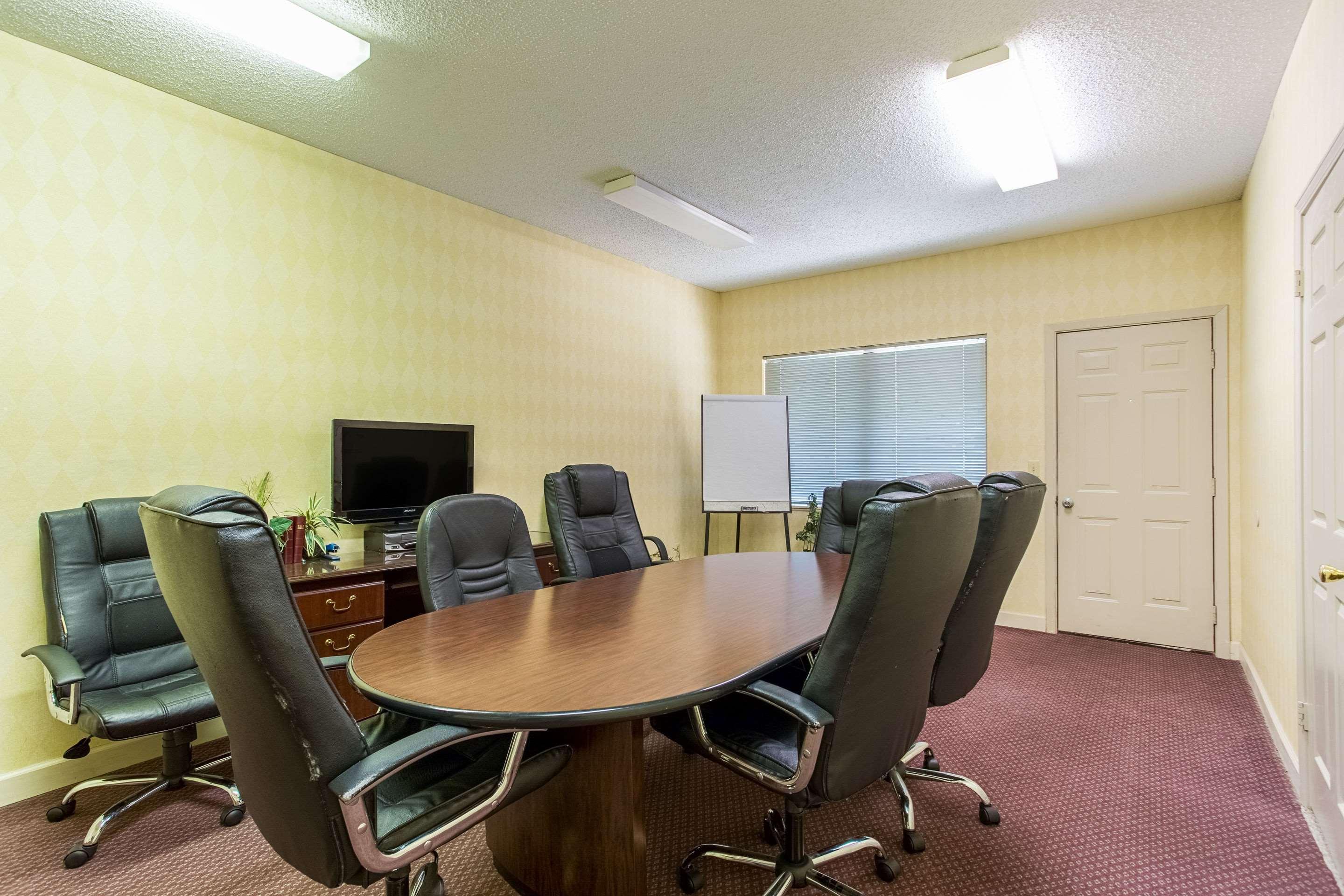 Quality Inn & Suites Corinth West Ngoại thất bức ảnh